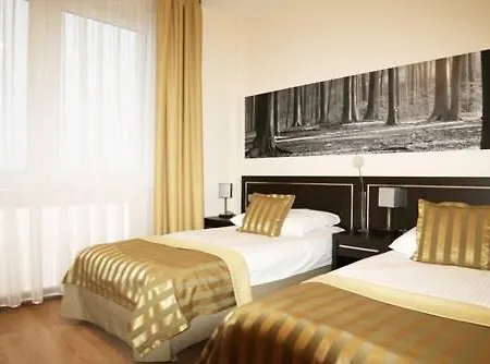 Safir Hotel 3*